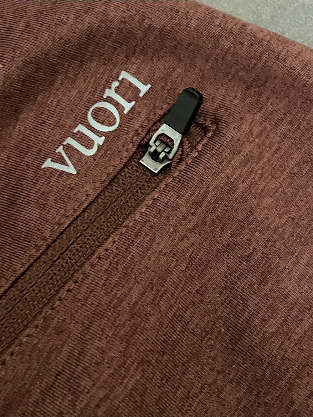 Vuori Sunday Performance Jogger size Medium - Picture 9 of 9